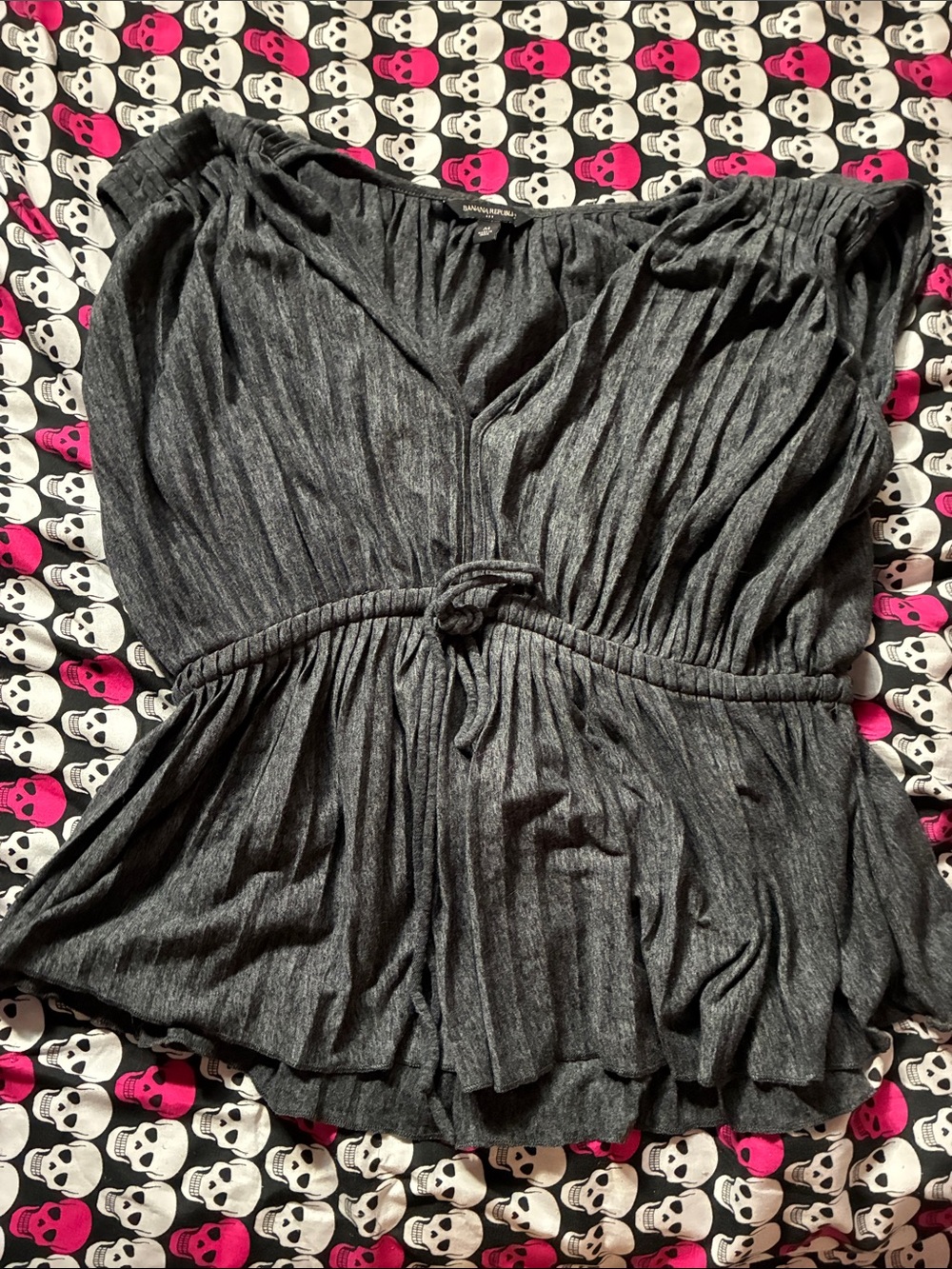 Grey sleeveless top